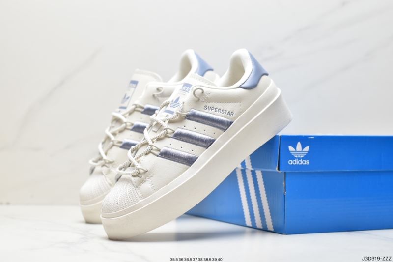 Adidas Sneakers